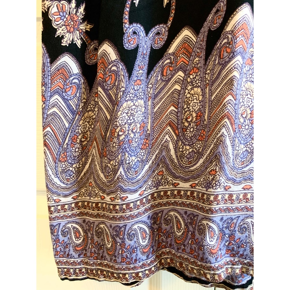 Casual Paisley and Floral Dress - Picture 4 of 5